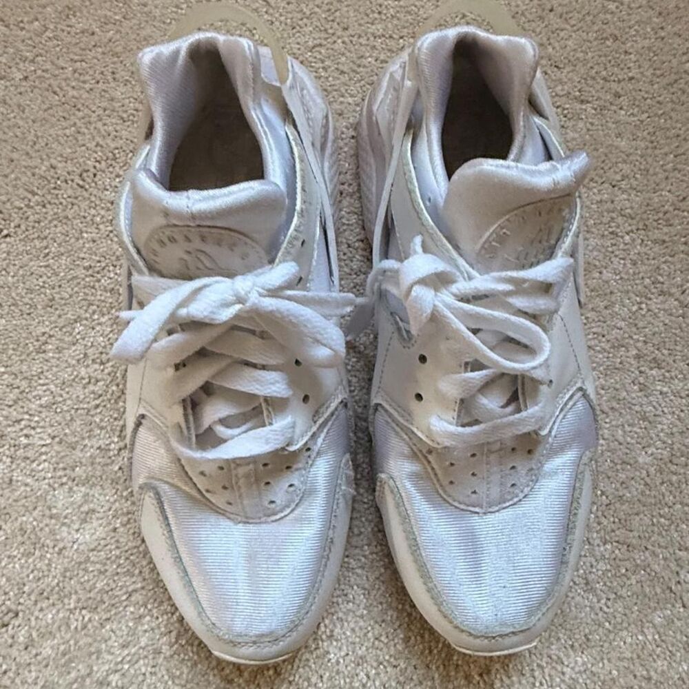 Nike Women's White Trainers